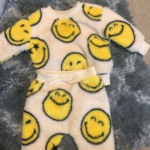 baby gap smiley world fleece set